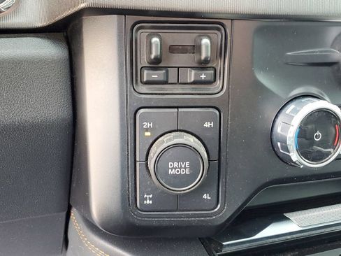 Certified 2024 Ford F250 Platinum AWD/4WD image 31