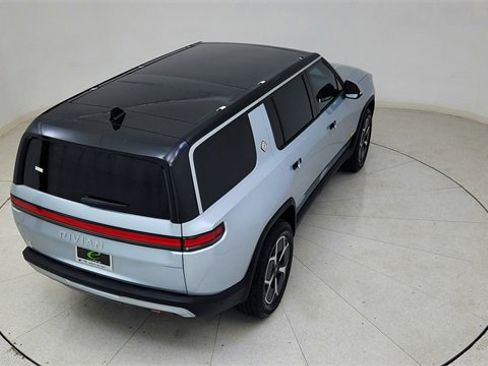 Used 2023 Rivian R1S Adventure image 84