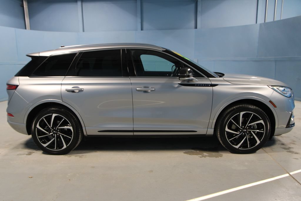 Used 2024 Lincoln Corsair Grand Touring w/ Equipment Group 301A AWD/4WD image 33