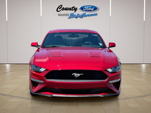 Used 2020 Ford Mustang Coupe w/ Equipment Group 101A RWD image 4