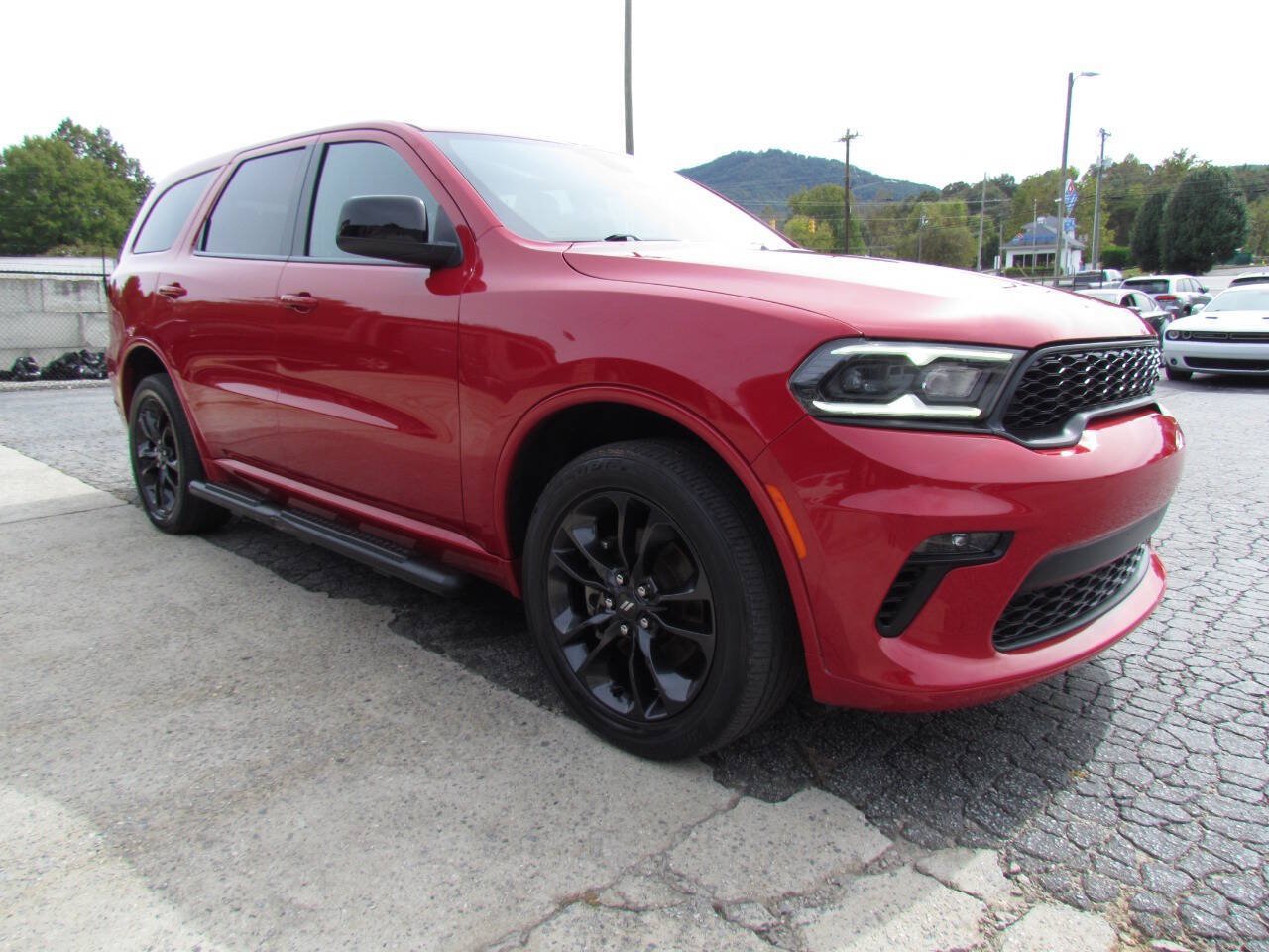 Used 2021 Dodge Durango GT w/ Blacktop Package AWD/4WD image 7