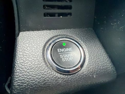 Used 2019 Ford Expedition Limited w/ Equipment Group 302A AWD/4WD image 61