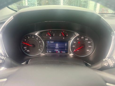 Used 2020 Chevrolet Equinox LT AWD/4WD image 19