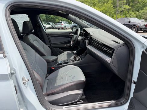 Used 2025 Volkswagen Jetta GLI Autobahn FWD image 14