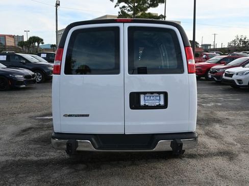 Used 2024 Chevrolet Express 2500 w/ Driver Convenience Package image 4