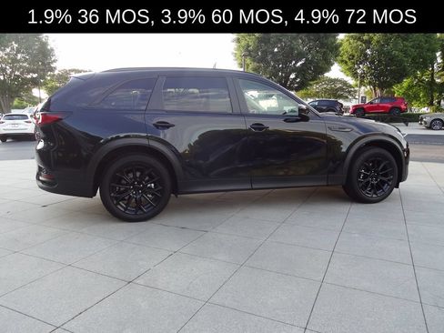 Certified 2026 MAZDA CX-70 3.3 Turbo w/ Preferred Package AWD/4WD image 2