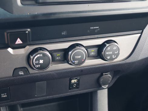 Used 2019 Toyota Tacoma SR w/ SR Convenience Package RWD image 25