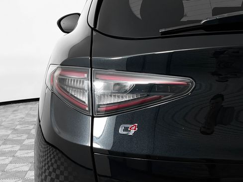 Used 2024 Alfa Romeo Stelvio Ti image 14