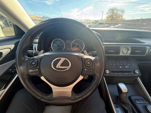 Used 2015 Lexus IS 250 image 21