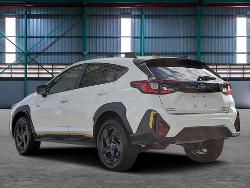 Used 2025 Subaru Crosstrek 2.5i Sport AWD/4WD image 3