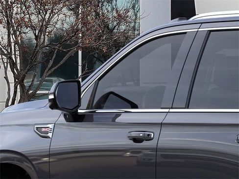 New 2026 GMC Yukon Denali w/ Sun & Power Step Package image 12
