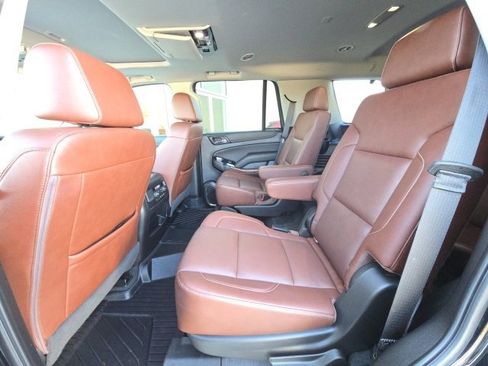 Used 2020 Chevrolet Tahoe Premier w/ Premier Plus Edition image 14