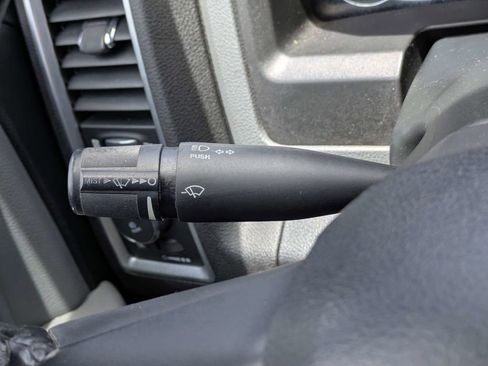 Used 2018 RAM 1500 Big Horn AWD/4WD image 35