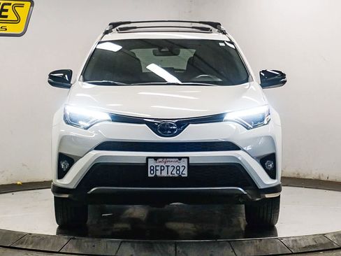Used 2018 Toyota RAV4 SE w/ Power Extra Value Package image 6