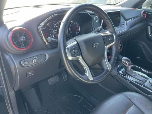 Used 2021 Chevrolet Blazer RS w/ Enhanced Convenience Package FWD image 17