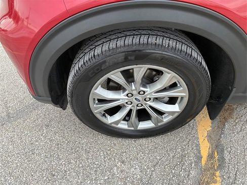 Certified 2021 Ford Explorer Limited w/ Equipment Group 301A image 12