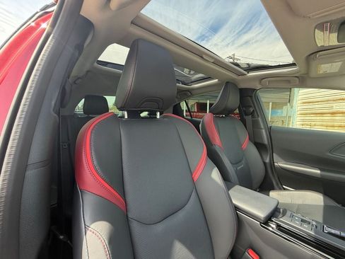Used 2024 Toyota Prius Prime FWD image 14