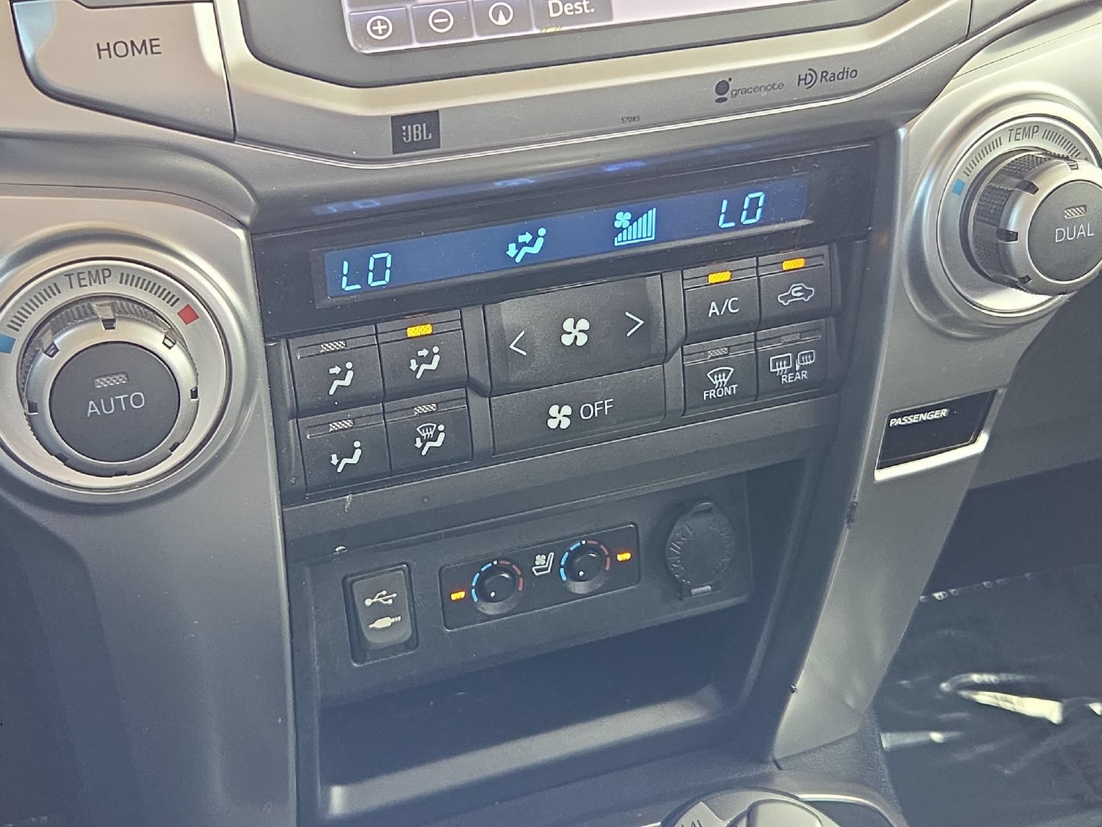 Used 2014 Toyota 4Runner 4WD image 21