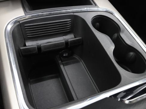 Used 2016 RAM 1500 Laramie w/ Convenience Group AWD/4WD image 42