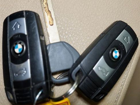 Used 2014 BMW X1 xDrive28i AWD/4WD image 31