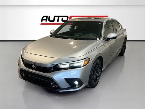 Used 2023 Honda Civic Sport Touring image 3