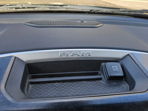 Used 2023 RAM 1500 Big Horn image 29