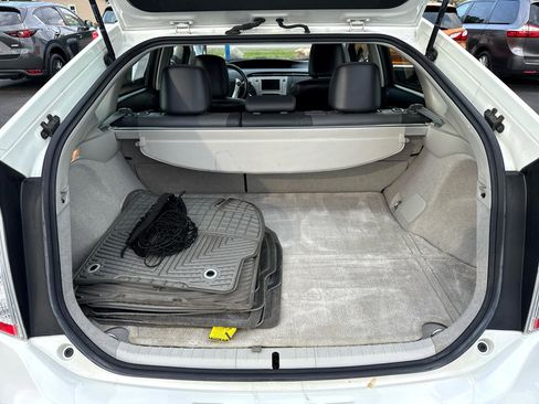 Used 2015 Toyota Prius Persona Series image 19