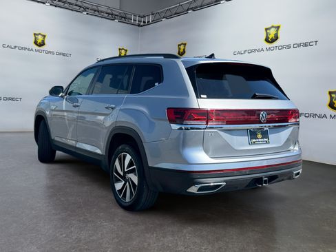 Used 2025 Volkswagen Atlas SE FWD image 3