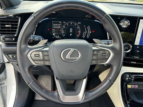 Used 2022 Lexus NX 250 FWD image 19
