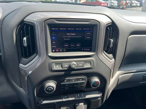Used 2020 Chevrolet Silverado 1500 Custom w/ Custom Value Package AWD/4WD image 35