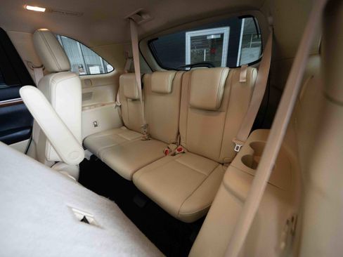 Used 2018 Toyota Highlander Limited Platinum w/ Protection Package #3 image 24