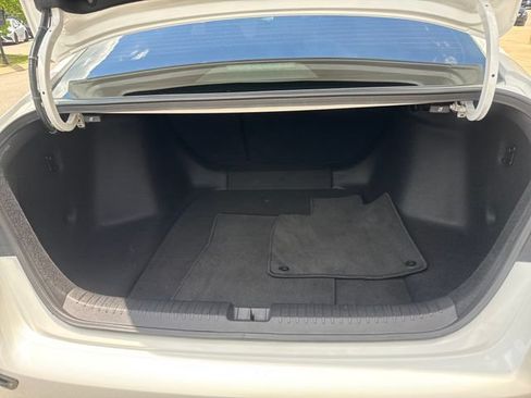 Used 2025 Honda Accord SE image 17