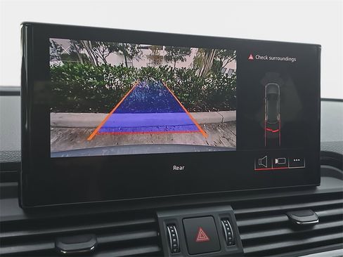 Used 2023 Audi Q5 2.0T Premium w/ Convenience Package image 22