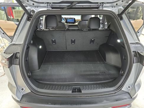 Used 2026 Chevrolet Equinox ACTIV w/ Convenience Package III AWD/4WD image 14