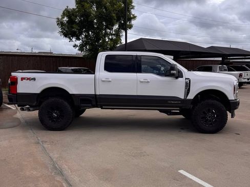 Used 2025 Ford F250 King Ranch w/ FX4 Off-Road Package AWD/4WD image 9