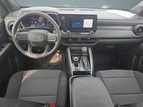 Used 2025 Chevrolet Colorado Trail Boss image 13