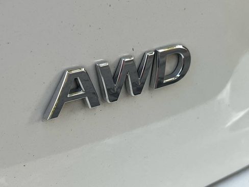 Used 2019 INFINITI Q50 Luxe w/ Essential Package (3.0T Luxe) AWD/4WD image 12