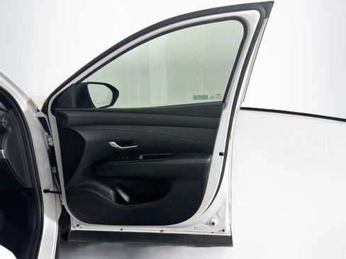 Used 2025 Hyundai Santa Cruz SEL FWD image 32