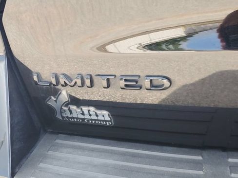 Used 2023 Ford Expedition Limited RWD image 6
