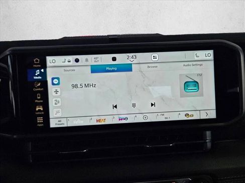 New 2026 Jeep Gladiator Sport image 12