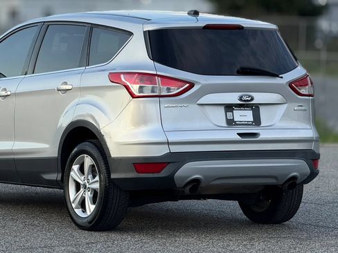 Used 2014 Ford Escape SE FWD image 16