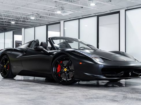 Used 2012 Ferrari 458 Spider RWD image 4