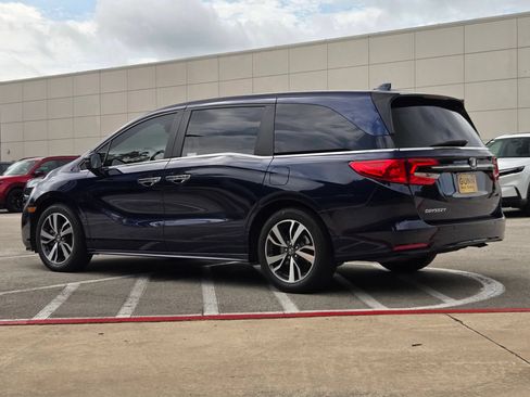 Used 2024 Honda Odyssey Touring image 5