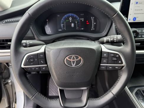Used 2025 Toyota Grand Highlander FWD image 13