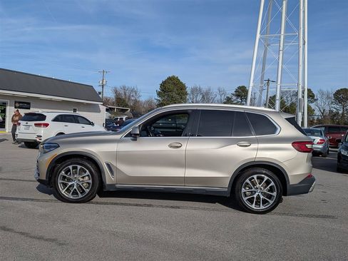 Used 2019 BMW X5 xDrive40i w/ Convenience Package image 2