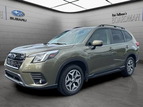 Used 2024 Subaru Forester Premium AWD/4WD image 10