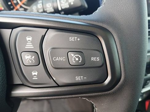 New 2026 Jeep Wrangler Unlimited Rubicon AWD/4WD image 16