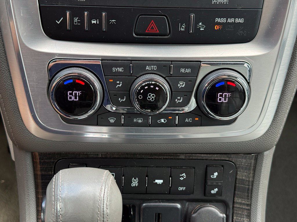 Used 2016 GMC Acadia SLT w/ Open Road Package FWD image 19