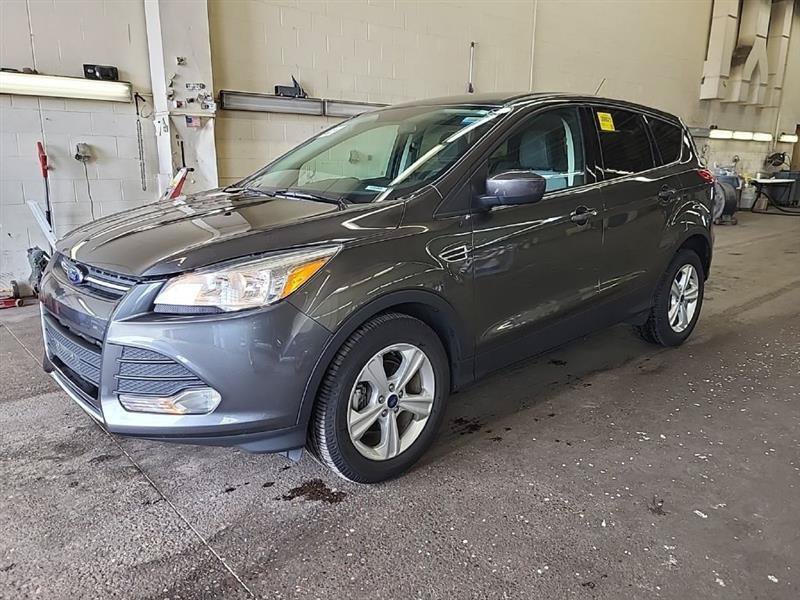 Used 2016 Ford Escape SE FWD image 1