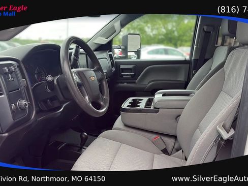 Used 2019 Chevrolet Silverado 2500 W/T w/ WT Convenience Package AWD/4WD image 9